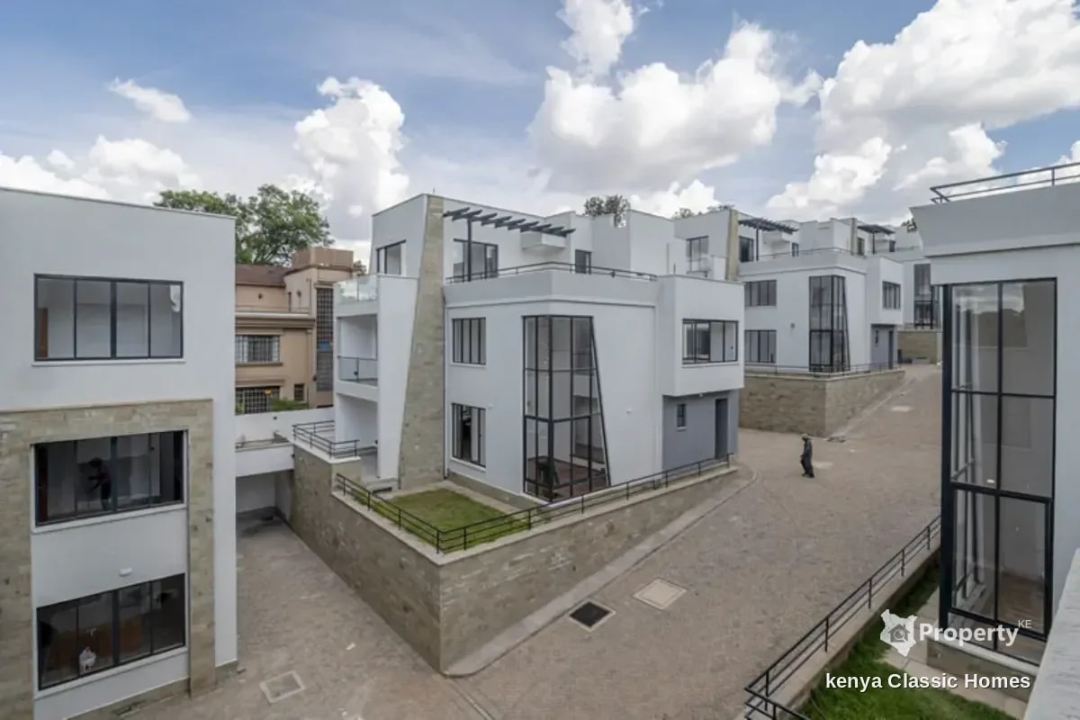 🏡 5-BEDROOM LUXURY TOWNHOUSES FOR SALE – NAIROBI 🇰🇪 - Image 1