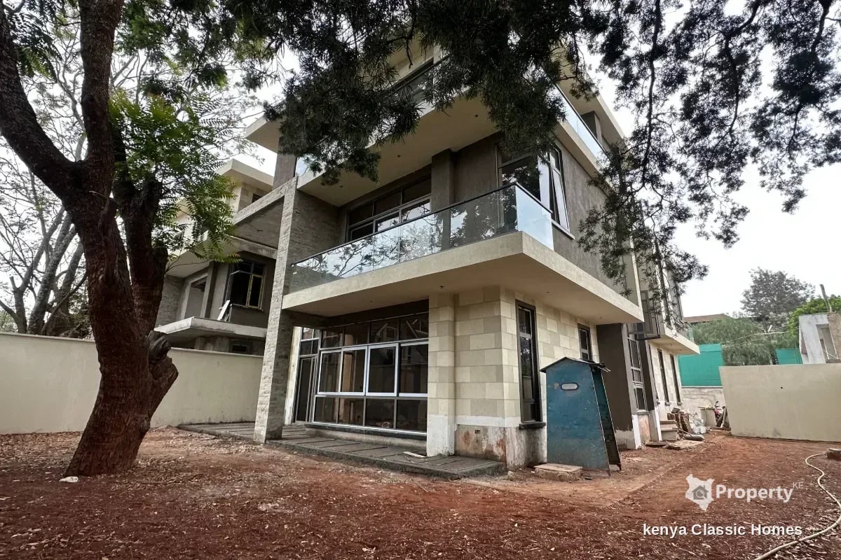 🏡 NEW 5-BEDROOM TOWNHOUSE FOR SALE – LAVINGTON, NAIROBI 🇰🇪 - Image 1