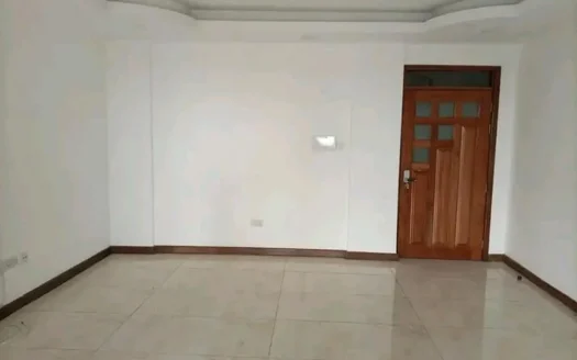3 Bed Apartment Parklands – En Suite with SQ & Amenities